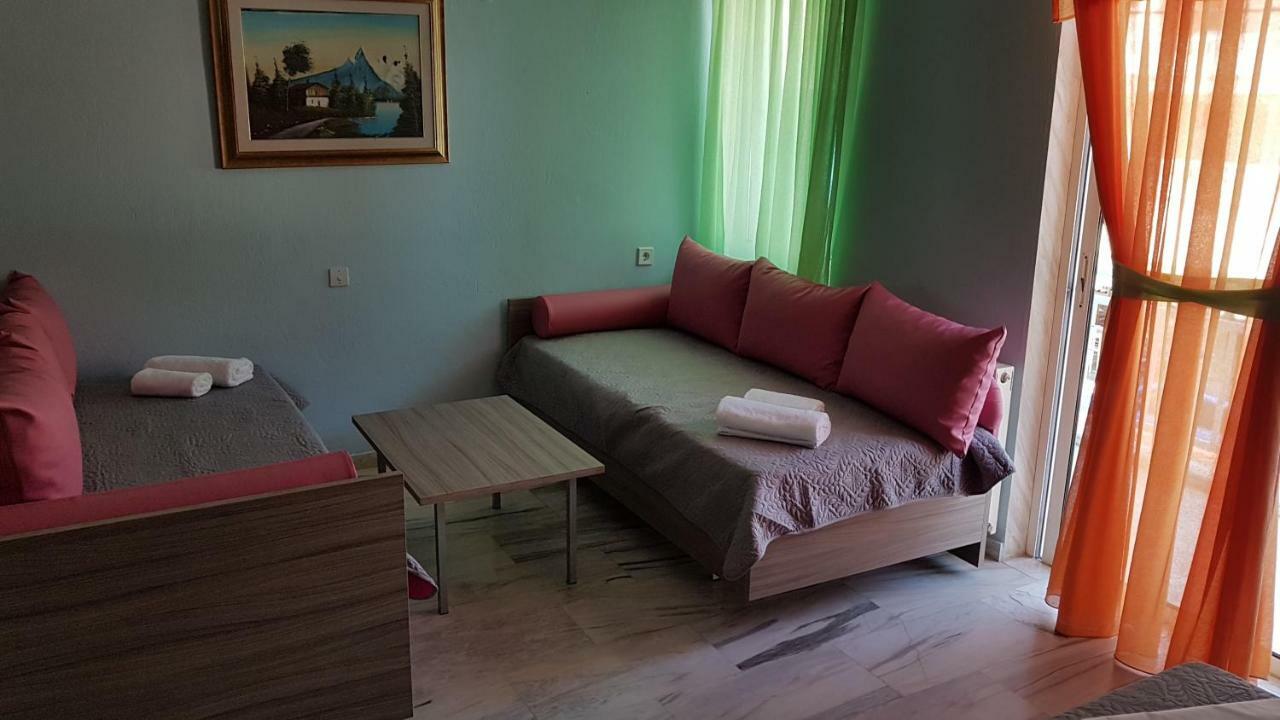 Hotel White Rose Beach Olympiakí Aktí Exteriör bild