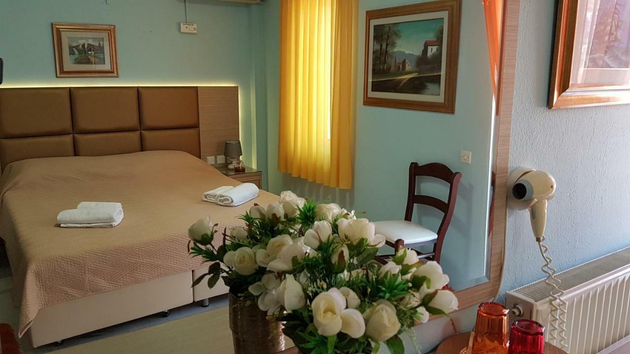 Hotel White Rose Beach Olympiakí Aktí Exteriör bild