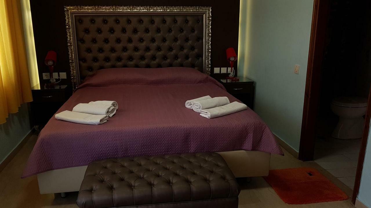 Hotel White Rose Beach Olympiakí Aktí Exteriör bild