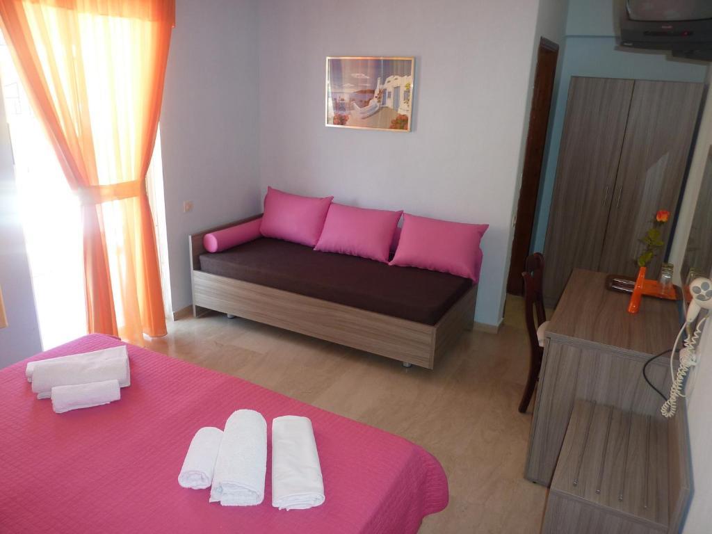 Hotel White Rose Beach Olympiakí Aktí Exteriör bild
